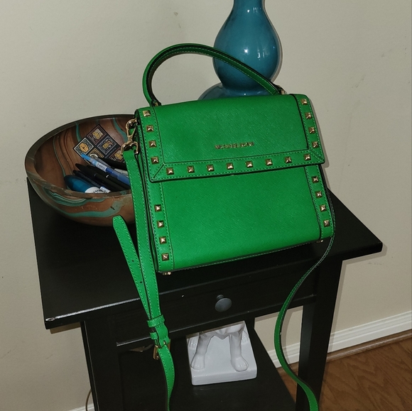 michael kors mk green studded bag - Picture 3 of 7